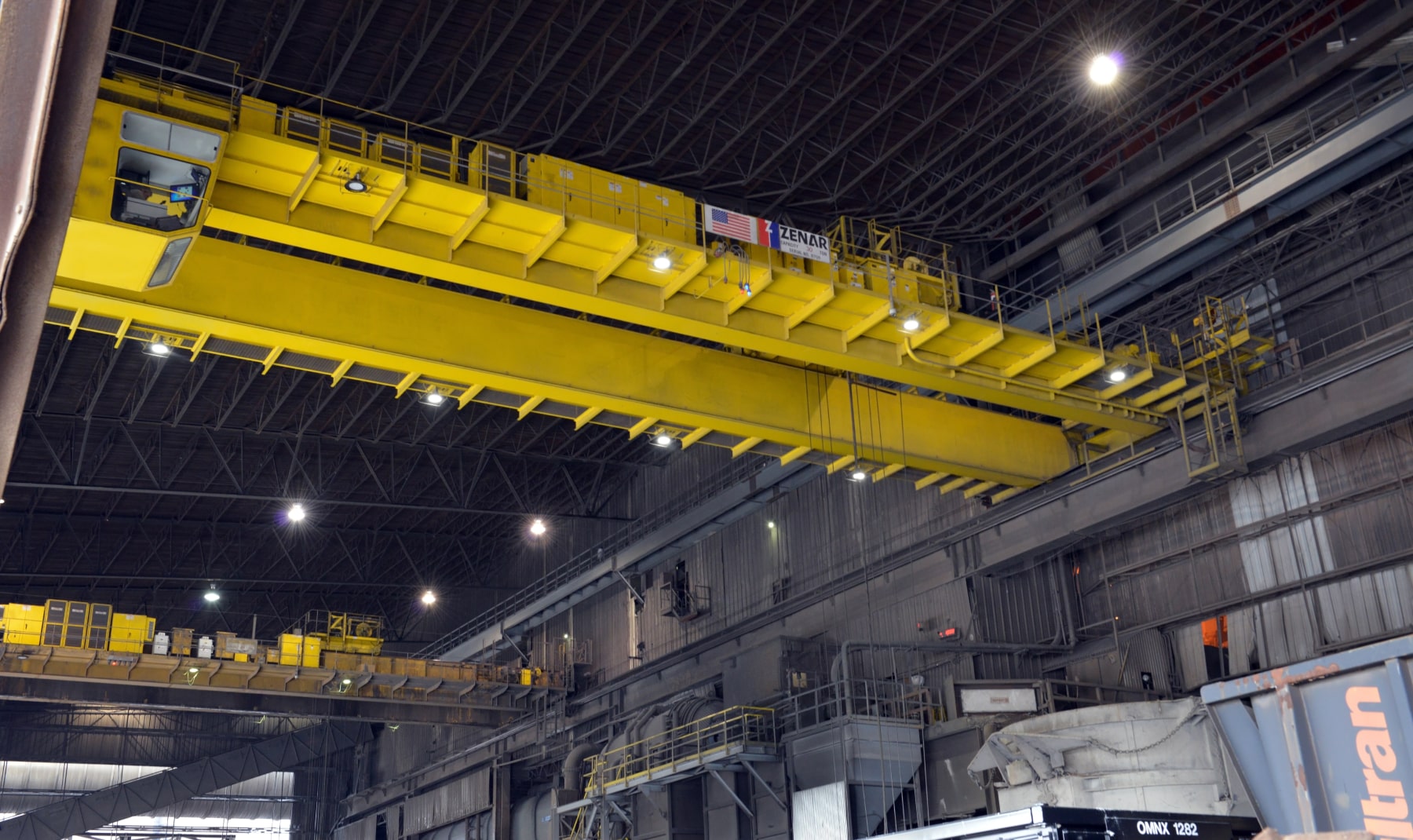 Overhead crane in Zenar production facility